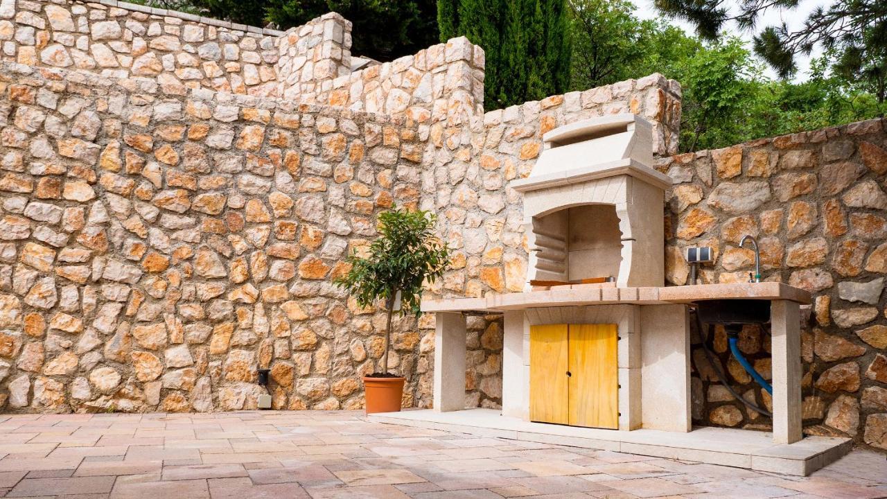 Villa Relax , With Seaview And Two Pools Near Beach 斯塔里格勒 外观 照片