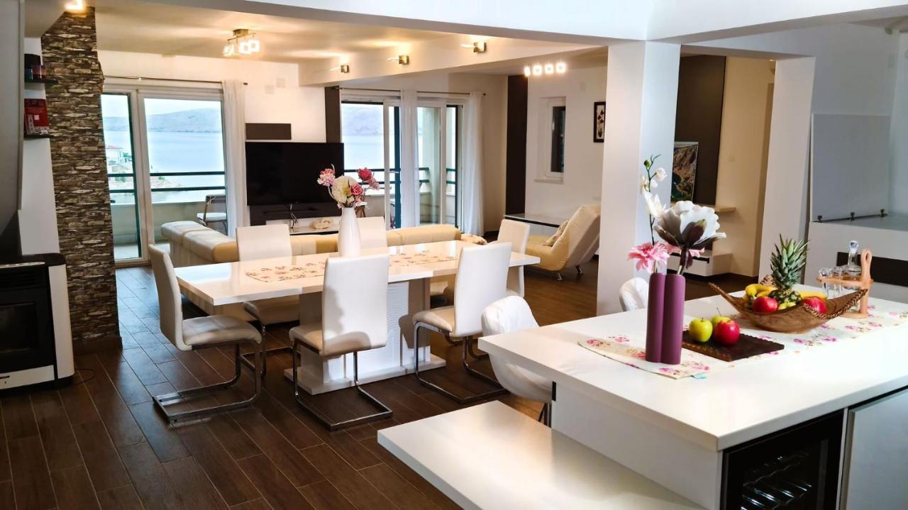 Villa Relax , With Seaview And Two Pools Near Beach 斯塔里格勒 外观 照片